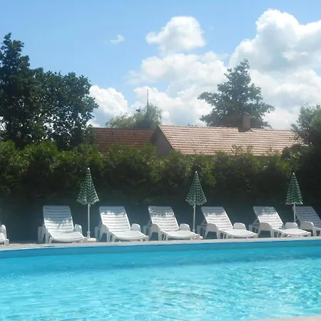 Mit Pool, Wlan, Direktem Seezugang בית נופש *